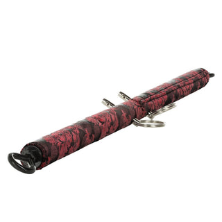 Scandal Spreader Bar Red